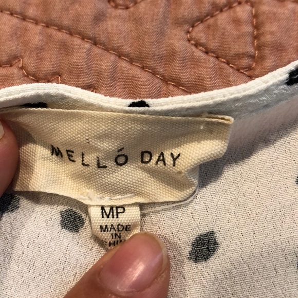 Polka dot blouse - Picture 2 of 4